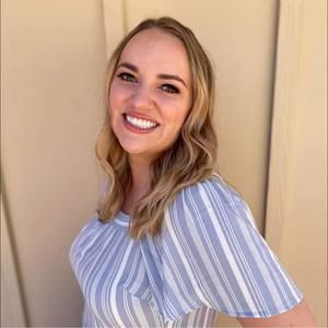 Meet your Posher, Caroline